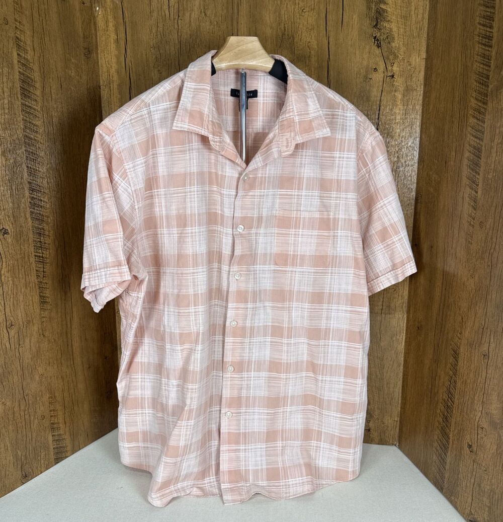 Van Heusen Men’s XXL Short Sleeve Button Down Shirt Peach White Plaid Casual